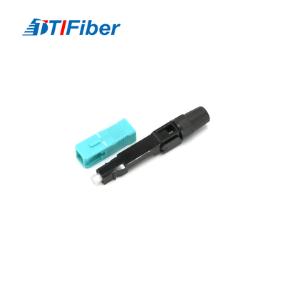 FTTHはドロップ・ケーブルの使用繊維光学の速いコネクターSC UPC OM3を