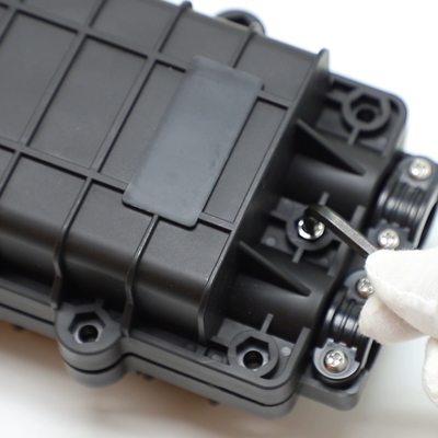 FTTX FTTH ラインインタイプ 光ファイバーボックス 12コア 24コア 36コア 1インプット 2アウトプット 光ファイバースプライス閉塞