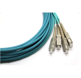 LAN WAN FTTH屋内繊維光学パッチは3つのSC-LCのコネクターが付いているジャンパーをケーブルで通信します
